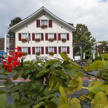 Hotel Ristorante Schloessli Meggen Exteriör bild