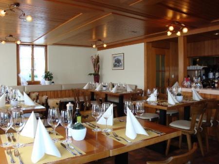 Hotel Ristorante Schloessli Meggen Exteriör bild