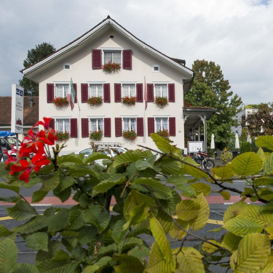 Hotel Ristorante Schloessli Luzern Exteriör bild